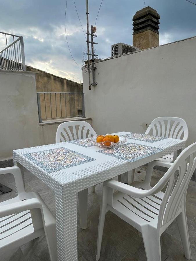 Casa Vacanze Al Trenta3 马尔萨拉 外观 照片